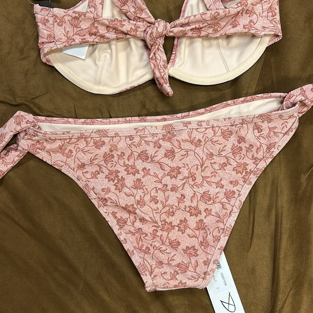 NWT MINKPINK Blush Mauve Floral Bikini Set